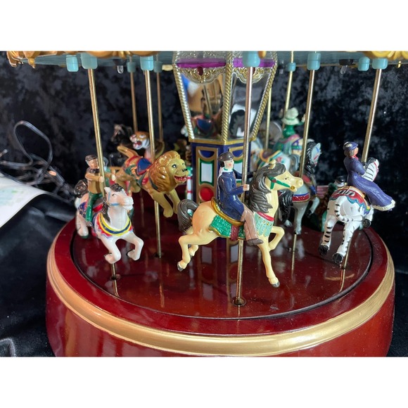 Mr Christmas Grand Carousel Original Classics Musical Box 30 Songs Adapter Works - Picture 13 of 16